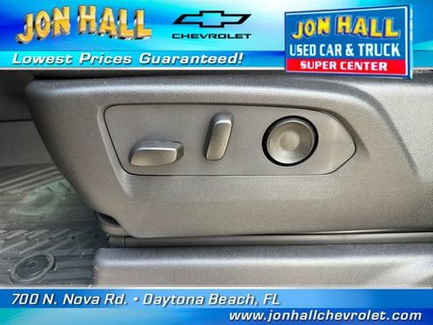 Used 2024 Chevrolet Silverado 2500 High Country w/ High Country Premium Package AWD/4WD image 22
