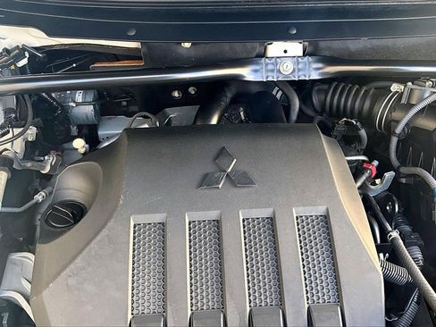 Used 2018 Mitsubishi Eclipse Cross AWD image 30