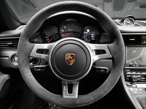 Used 2016 Porsche 911 Carrera 4 GTS AWD/4WD image 7