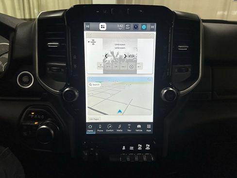 Used 2024 RAM 2500 Big Horn w/ Night Edition image 33