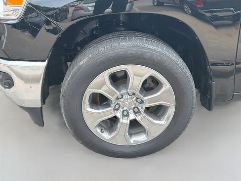 Used 2024 RAM 1500 Big Horn RWD image 27