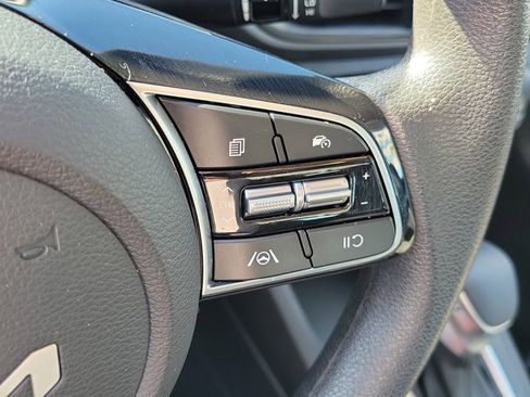 Used 2024 Kia Forte LXS w/ LXS Technology Package image 19