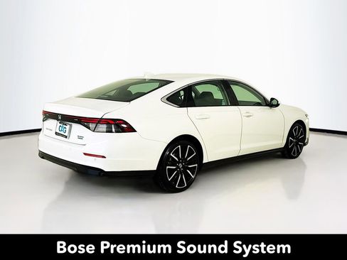 Used 2025 Honda Accord Touring image 7