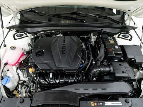 Certified 2025 Kia K5 LXS image 3