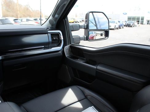 Used 2024 Ford F250 Lariat w/ Tremor Off-Road Package image 12