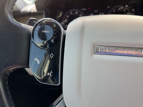 Used 2019 Land Rover Discovery HSE AWD/4WD image 19