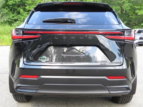Used 2026 Lexus NX 350 AWD w/ Accessory Package (Z1) image 6