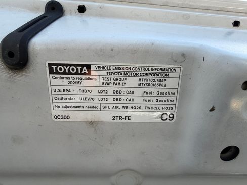 Used 2021 Toyota Tacoma SR5 w/ SR5 Appearance Package (SM) RWD image 21