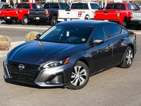 Certified 2025 Nissan Altima 2.5 S image 1