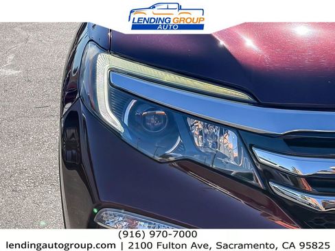 Used 2017 Honda Pilot Elite image 7