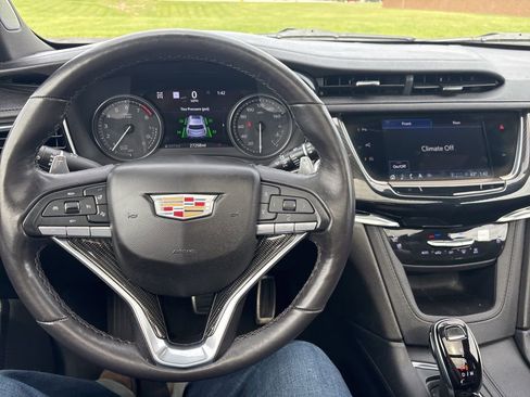 Used 2023 Cadillac XT6 Sport w/ Technology Package AWD/4WD image 54