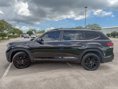 Used 2021 Volkswagen Atlas SE w/ Panoramic Sunroof Package FWD image 8