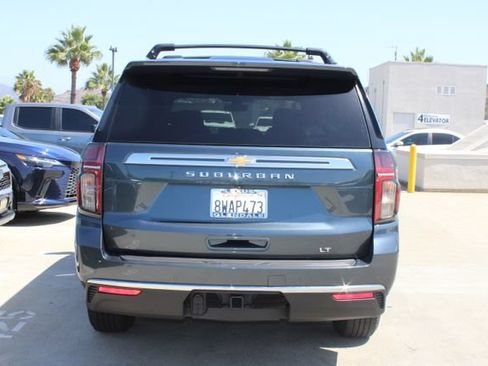 Used 2021 Chevrolet Suburban LT AWD/4WD image 19