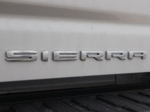 Used 2024 GMC Sierra 3500 Denali Ultimate AWD/4WD image 36
