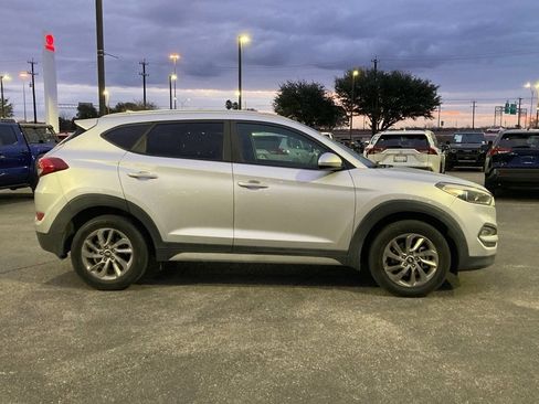 Used 2018 Hyundai Tucson SEL image 4