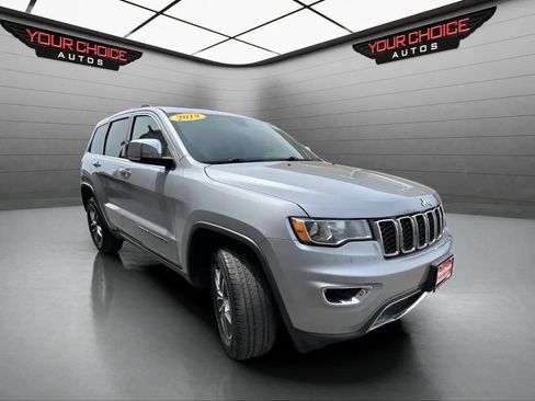 Used 2019 Jeep Grand Cherokee Limited image 3