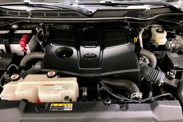Used 2022 Toyota Tundra 1794 Edition w/ Advanced Package AWD/4WD image 10