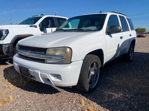Used 2006 Chevrolet TrailBlazer LS w/ LS Preferred Equipment Group RWD image 2