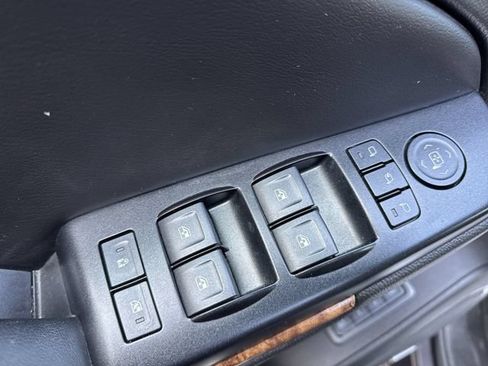 Used 2017 Chevrolet Tahoe Premier AWD/4WD image 21