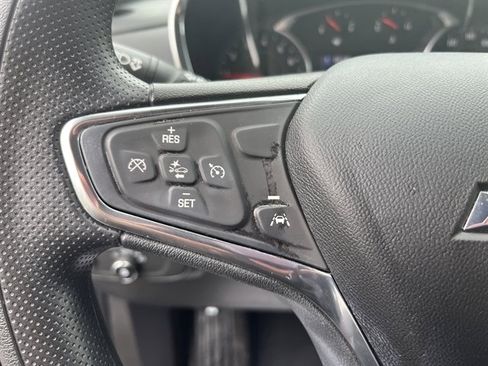 Used 2021 Chevrolet Equinox LT AWD/4WD image 21