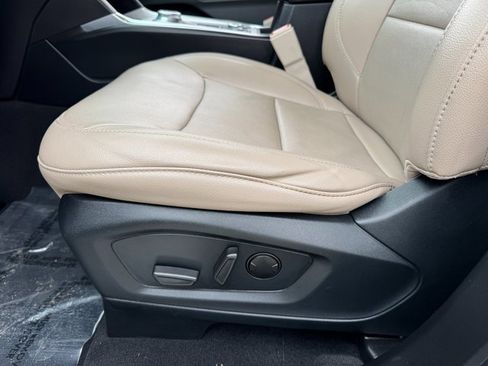 Used 2023 Ford Explorer Limited w/ Equipment Group 301A image 15