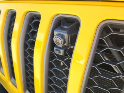 Used 2021 Jeep Wrangler Unlimited Rubicon AWD/4WD image 11