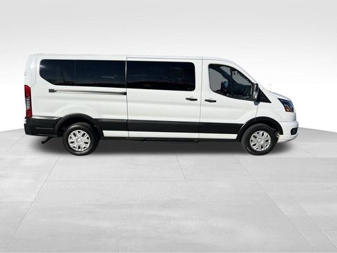 Used 2023 Ford Transit 350 XLT image 8