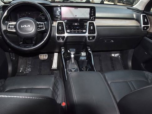 Used 2022 Kia Sorento SX Prestige AWD/4WD image 17