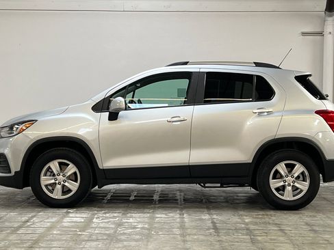 Used 2021 Chevrolet Trax LT image 7