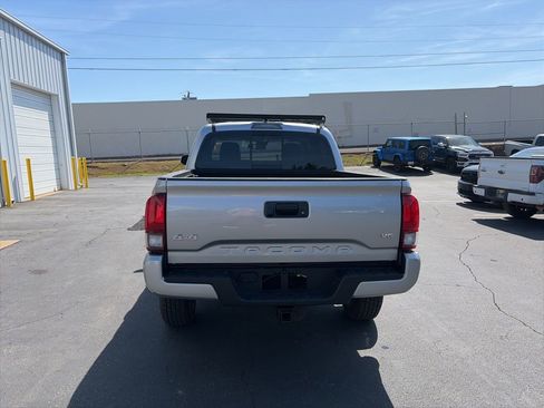 Used 2023 Toyota Tacoma SR5 w/ Technology Package image 6