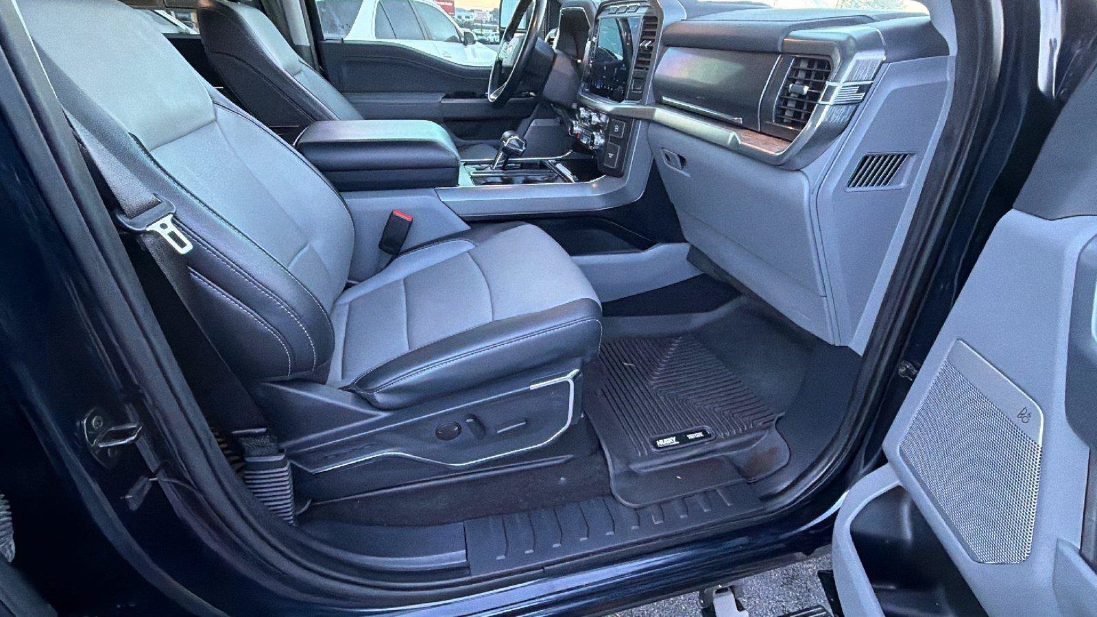 Used 2022 Ford F150 Lariat w/ Equipment Group 501A Mid RWD image 19