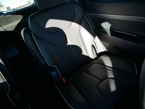 Used 2025 Hyundai Palisade SEL image 14