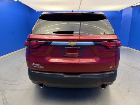 Used 2023 Chevrolet Traverse LT FWD image 6