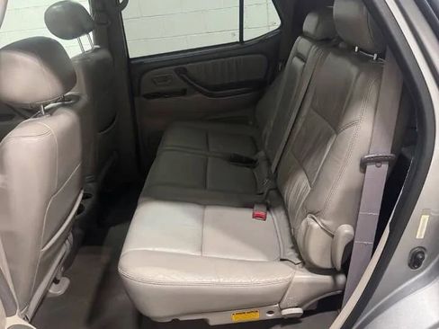 Used 2003 Toyota Sequoia Limited image 24