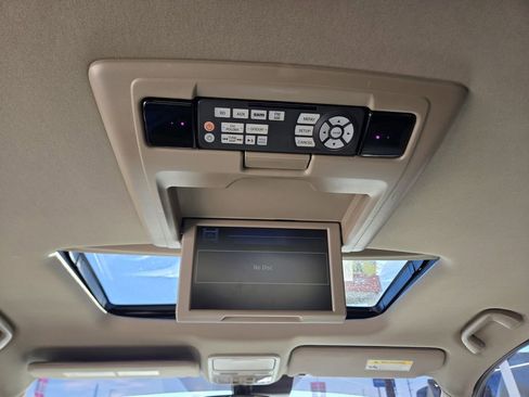 Certified 2018 Honda Pilot Touring image 15