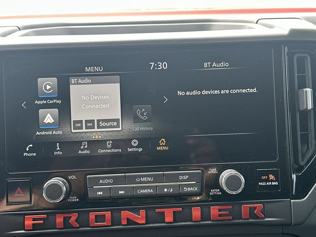 Used 2025 Nissan Frontier Pro-X RWD image 25