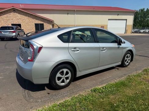 Used 2012 Toyota Prius Two FWD image 3