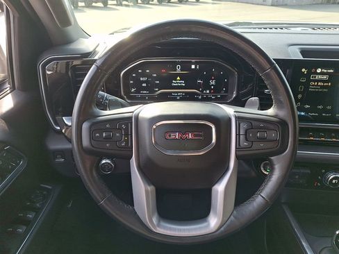 Used 2022 GMC Sierra 1500 SLT w/ SLT Premium Plus Package AWD/4WD image 19