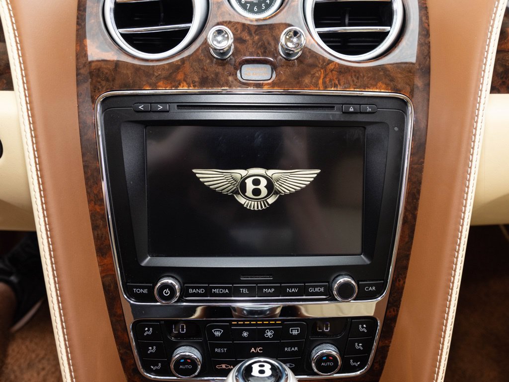 Used 2015 Bentley Flying Spur W12 AWD/4WD image 46
