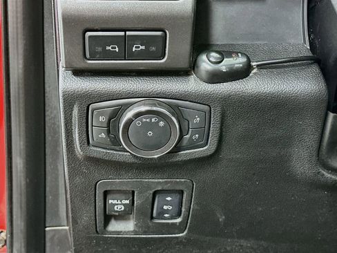Used 2018 Ford F150 XLT w/ Equipment Group 302A Luxury AWD/4WD image 11