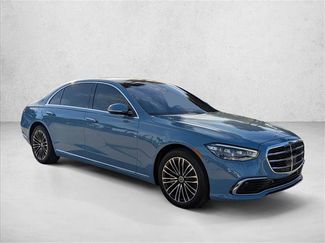Used 2026 Mercedes-Benz S 580 4MATIC Sedan video 3