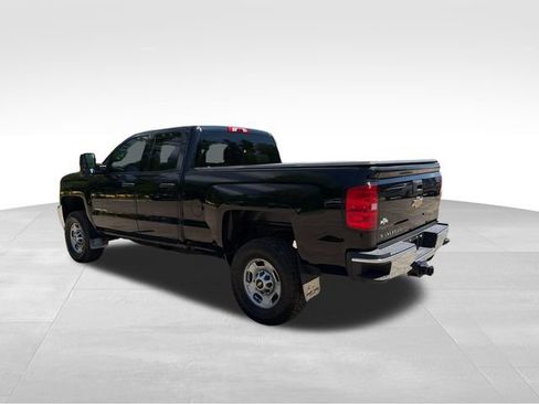 Used 2019 Chevrolet Silverado 2500 W/T AWD/4WD image 5