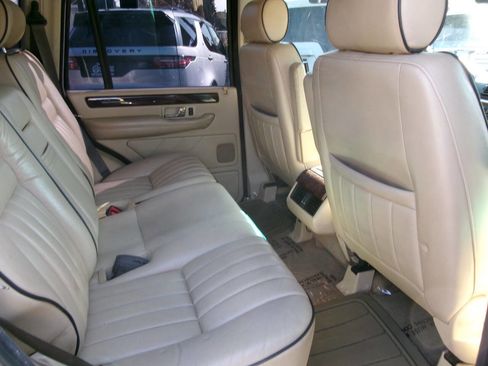 Used 2002 Land Rover Range Rover HSE image 12