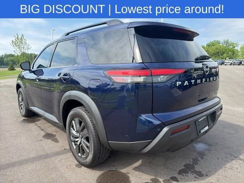 Used 2022 Nissan Pathfinder SV FWD image 13