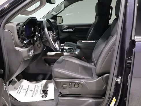 Used 2022 GMC Sierra 1500 SLT w/ SLT Convenience Package AWD/4WD image 11