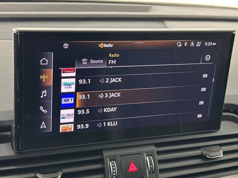 Used 2023 Audi Q5 e Premium Plus w/ Premium Plus Package image 17