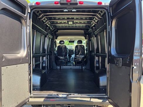 New 2026 RAM ProMaster 2500 w/ Convenience Group image 11