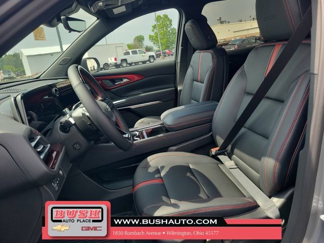 New 2026 Chevrolet Traverse RS w/ LPO, Floor Liner Package FWD image 18
