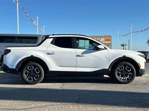 Used 2022 Hyundai Santa Cruz SEL Premium image 6