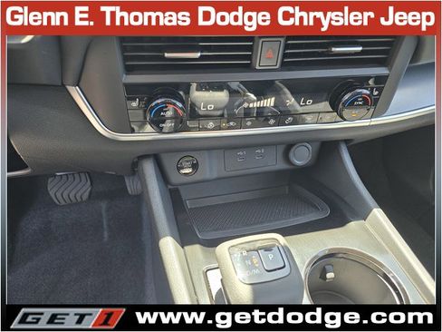 Used 2026 Nissan Rogue SV w/ SV Premium Package FWD image 16